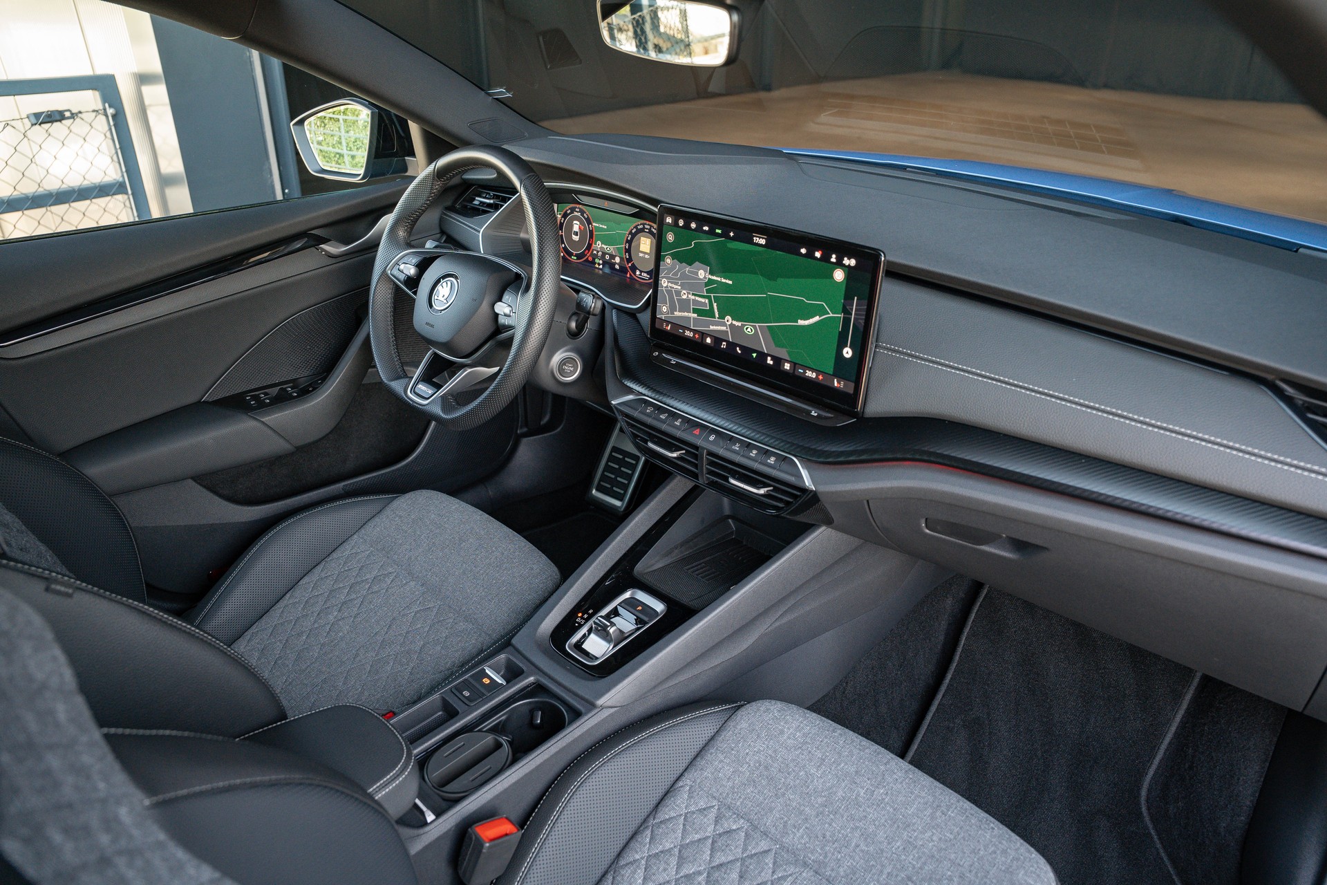 SKODA Octavia Limousine 1.5 TSI mHEV DSG SportLine-image-13