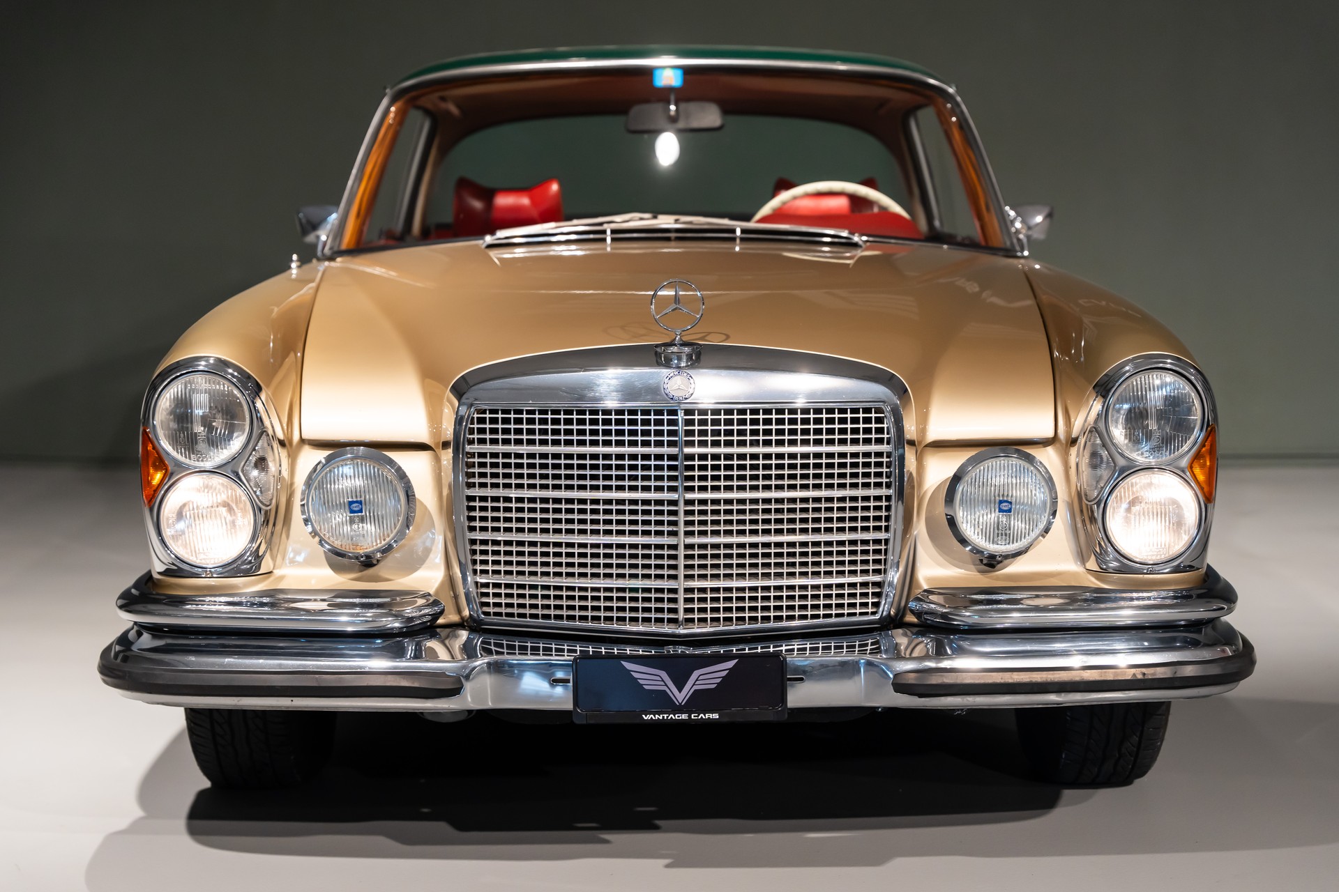 MERCEDES-BENZ 280 SE 3.5 Coupé (W111)-showroom-element-3