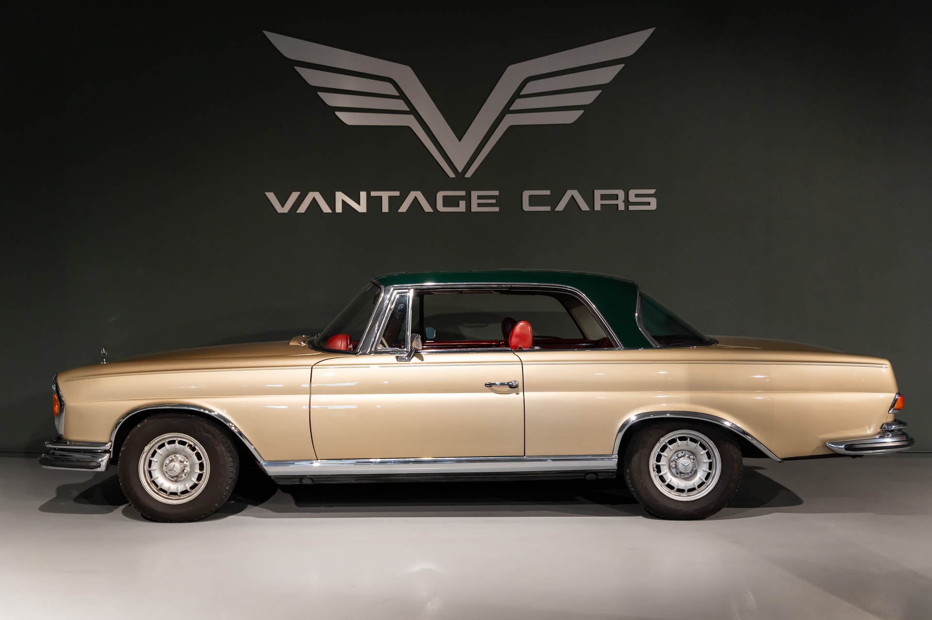 MERCEDES-BENZ 280 SE 3.5 Coupé (W111)-showroom-element-1