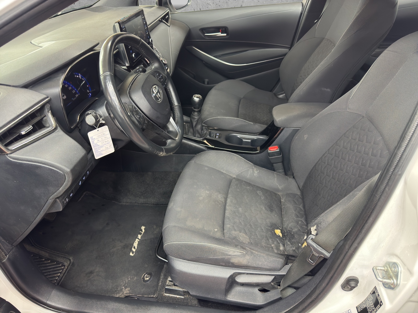 TOYOTA Corolla Touring Sports 1.2 Turbo Comfort-image-6