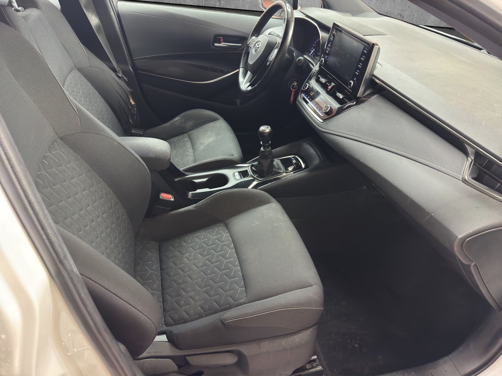 TOYOTA Corolla Touring Sports 1.2 Turbo Comfort-image-7