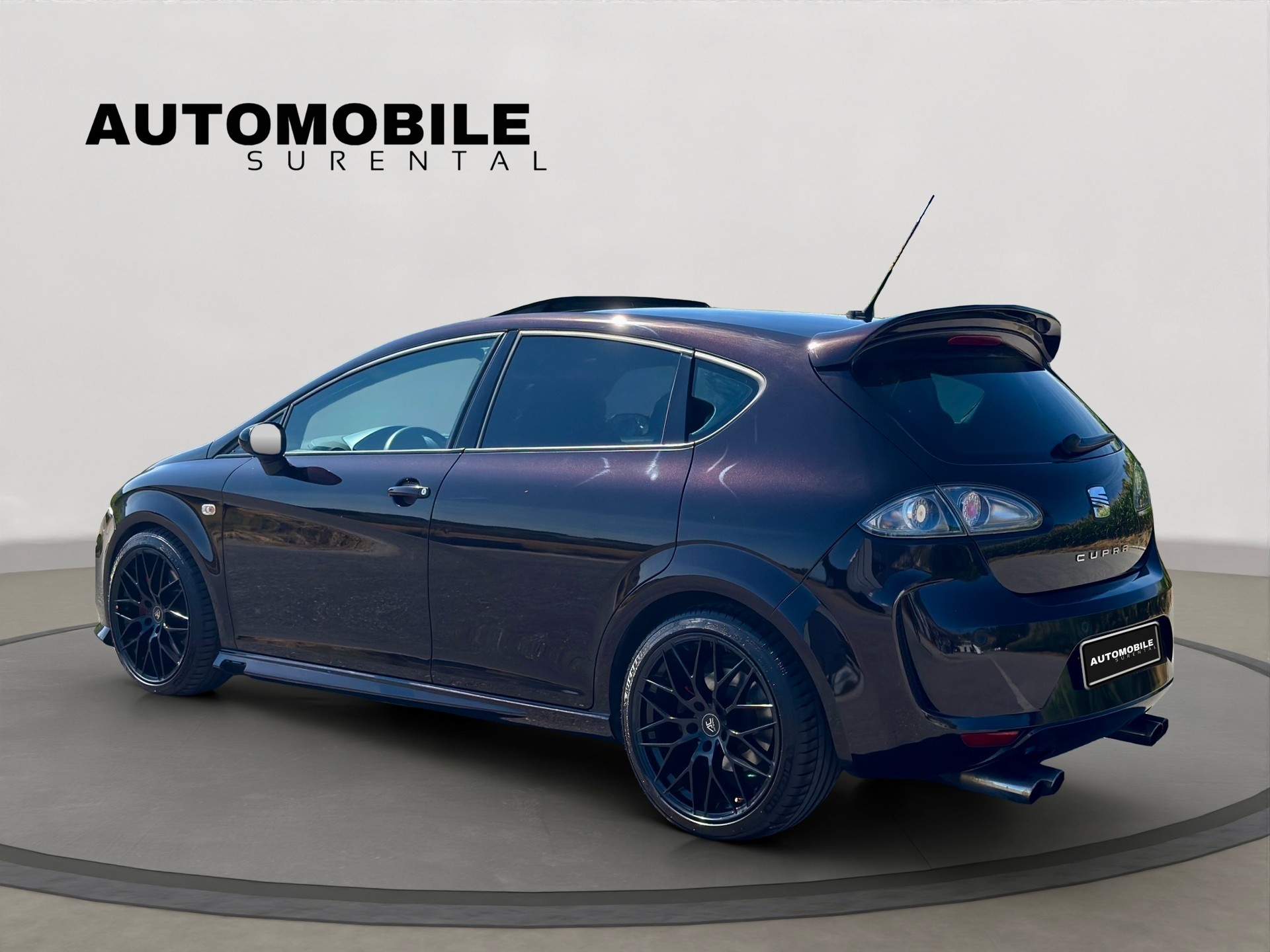 SEAT Leon 2.0 TSI Cupra-image-3