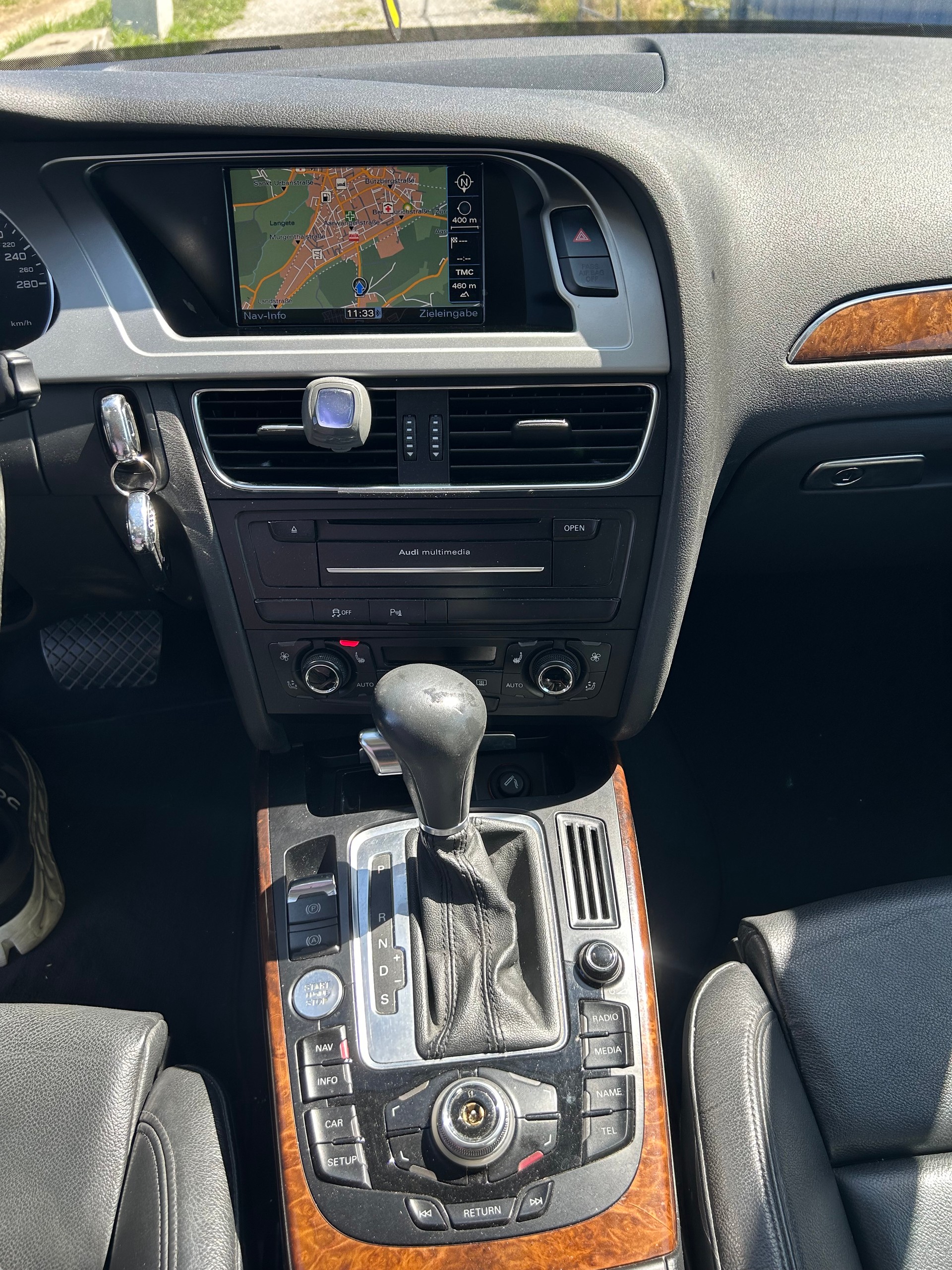 AUDI A4 allroad 3.0 TDI quattro S-tronic-image-7