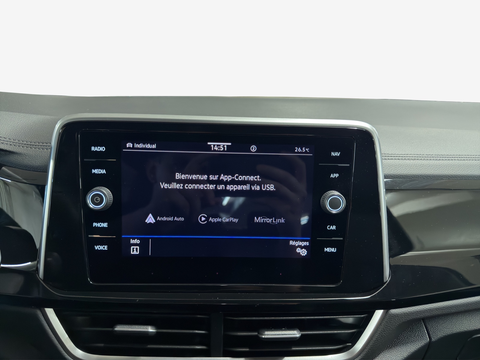 VW T-Roc 2.0 TSI R-Line DSG 4Motion-image-12
