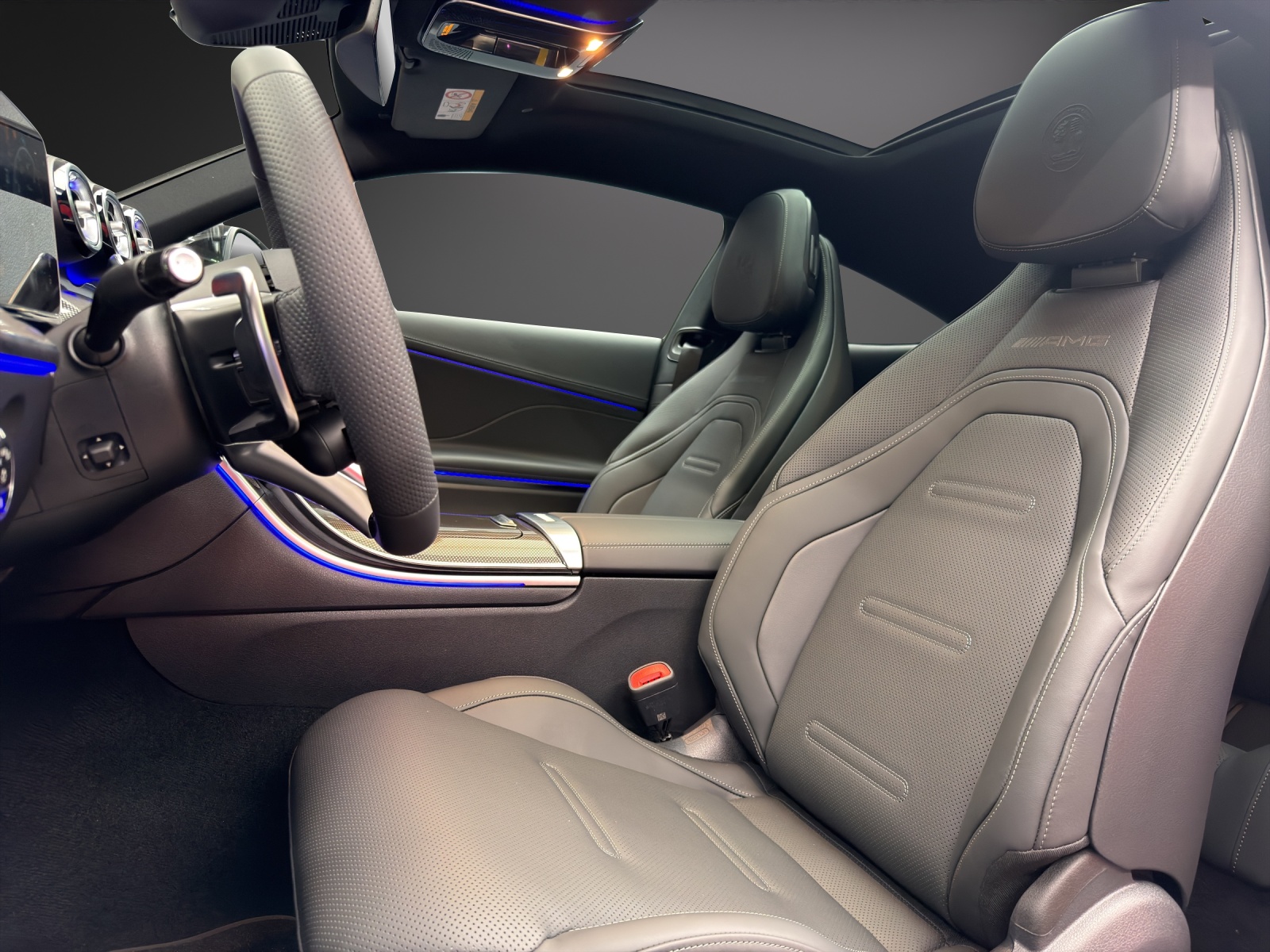 MERCEDES-BENZ AMG CLE 53 4MATIC+ Coupé-image-8