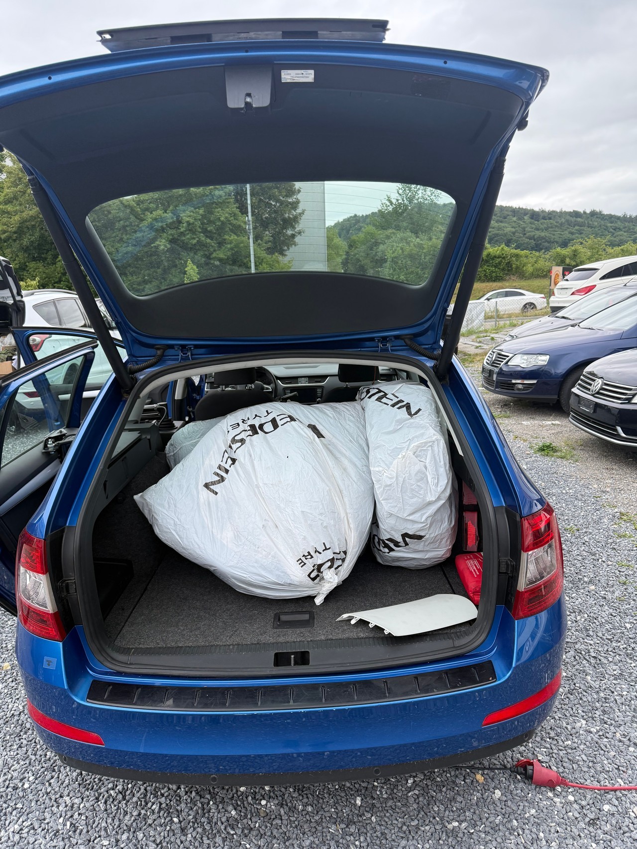 SKODA Octavia Combi 1.8 TSI Fresh DSG .behindertfahrzeug-image-13