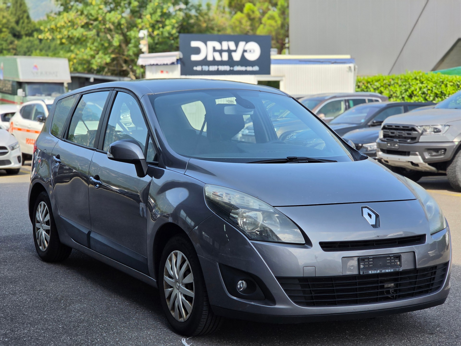 RENAULT Grand Scénic 2.0 16V Privilège X-Tronic CVT