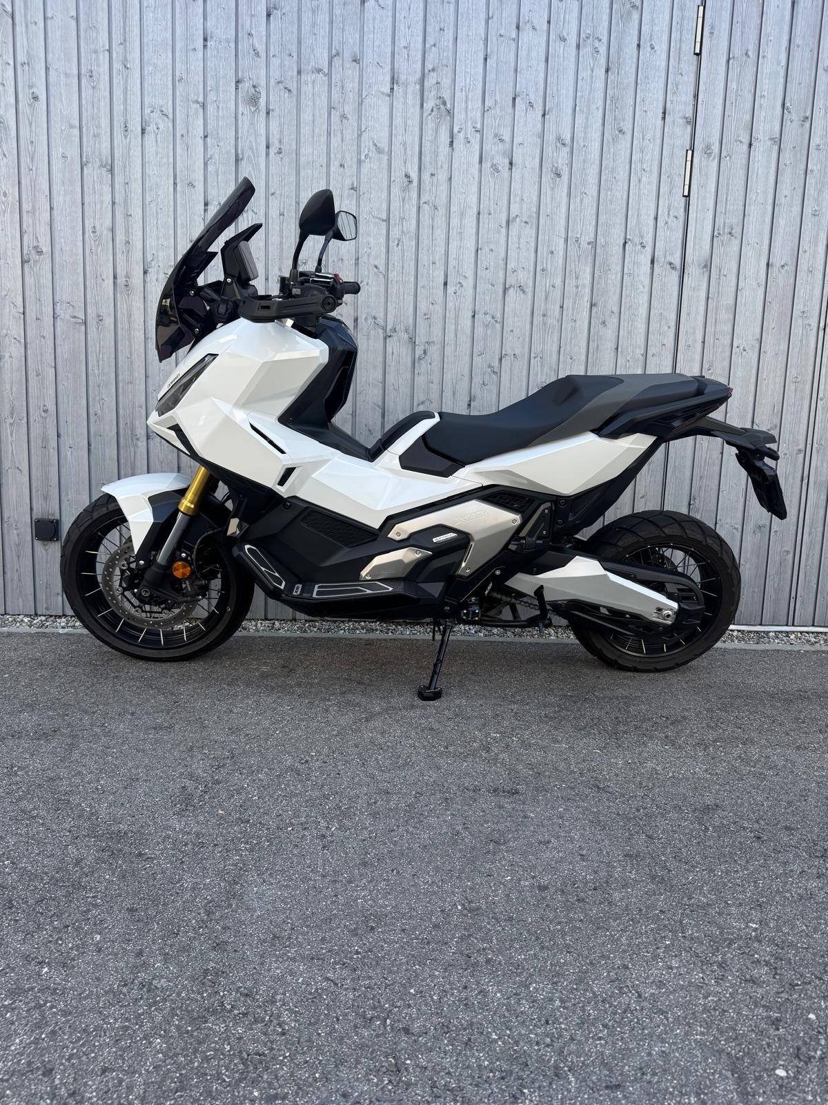 HONDA X-ADV 750-image-3