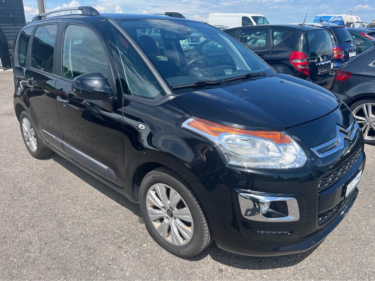 CITROEN C3 Picasso 1.2 Pure Tech Black Top-image-1