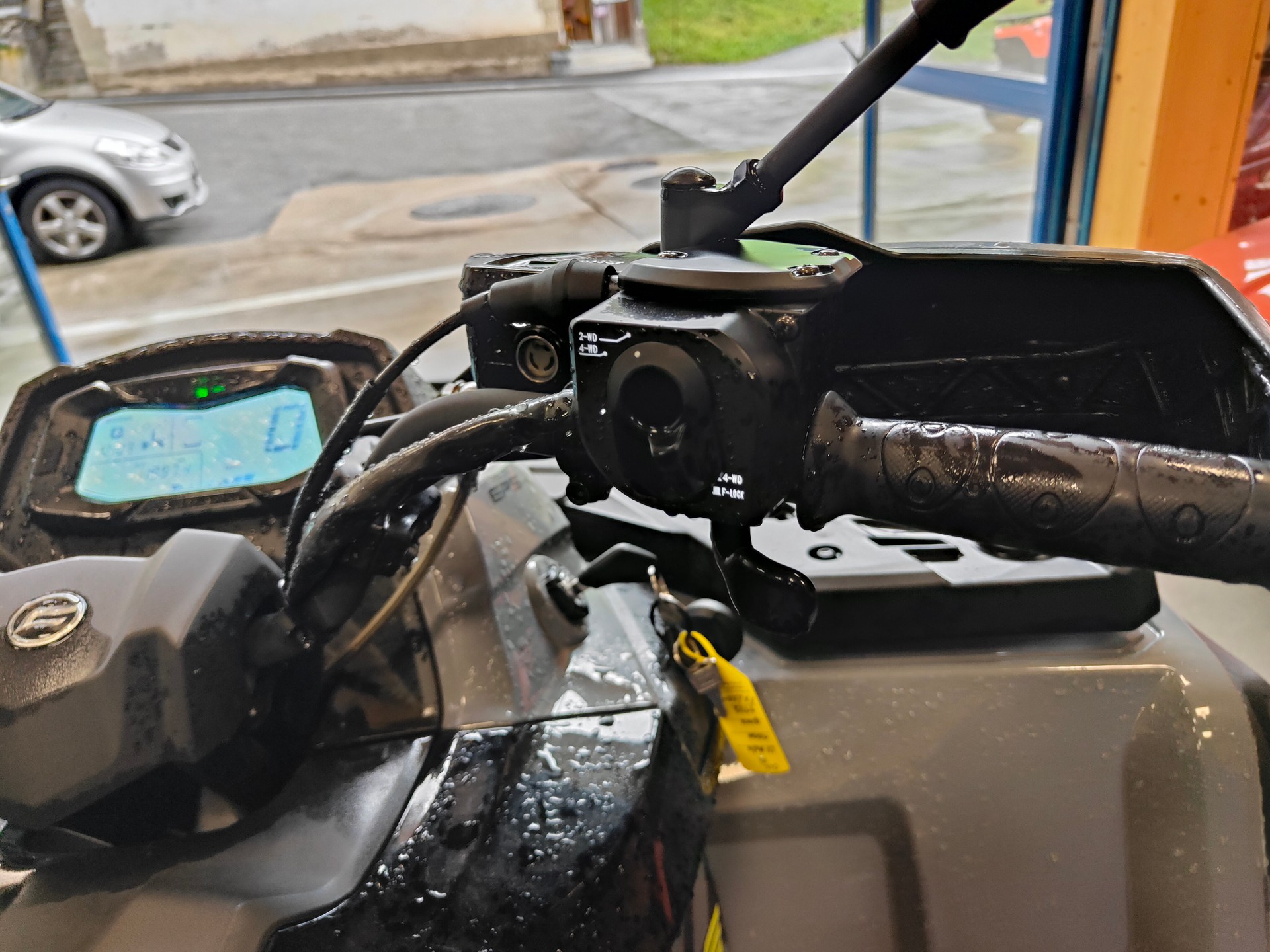 CF MOTO C Force 1000 EPS 4x4-image-9