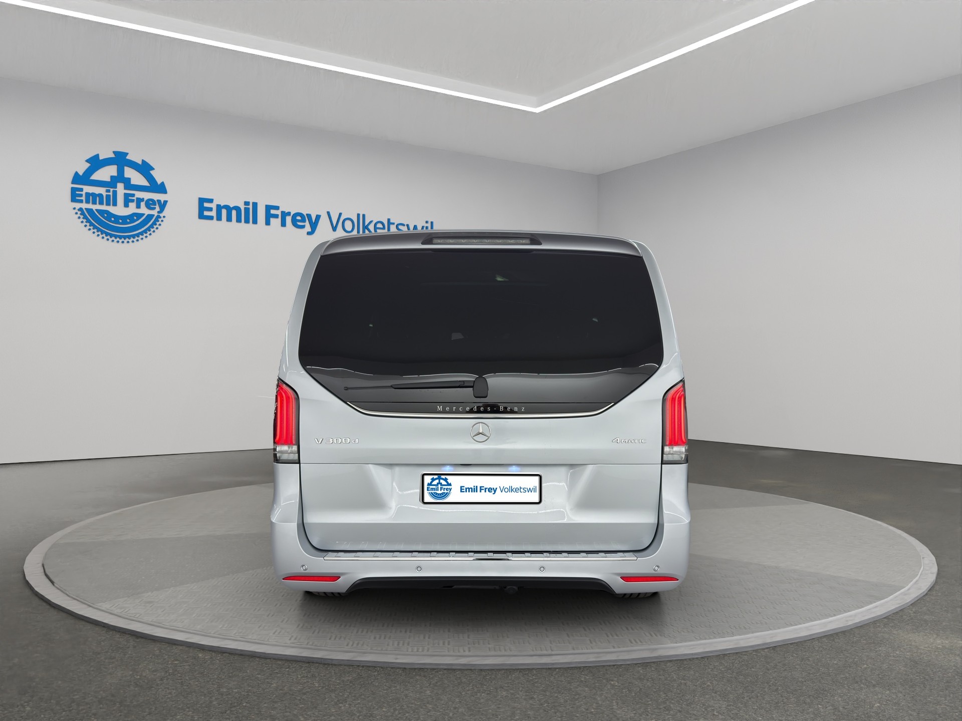 MERCEDES-BENZ V 300 d Swiss Ed. lang 4matic Van-image-5
