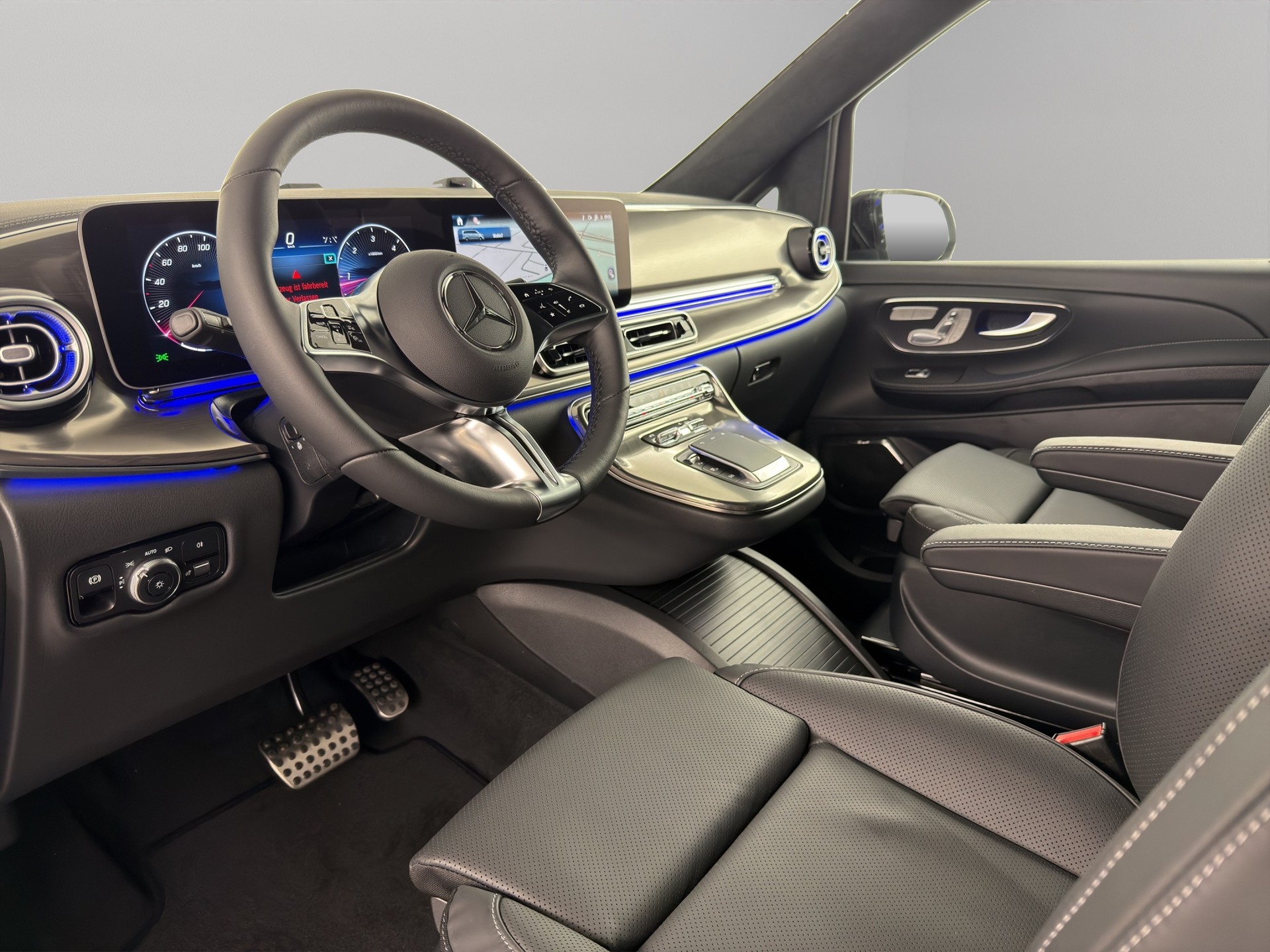 MERCEDES-BENZ V 300 d Swiss Ed. lang 4matic Van-image-12