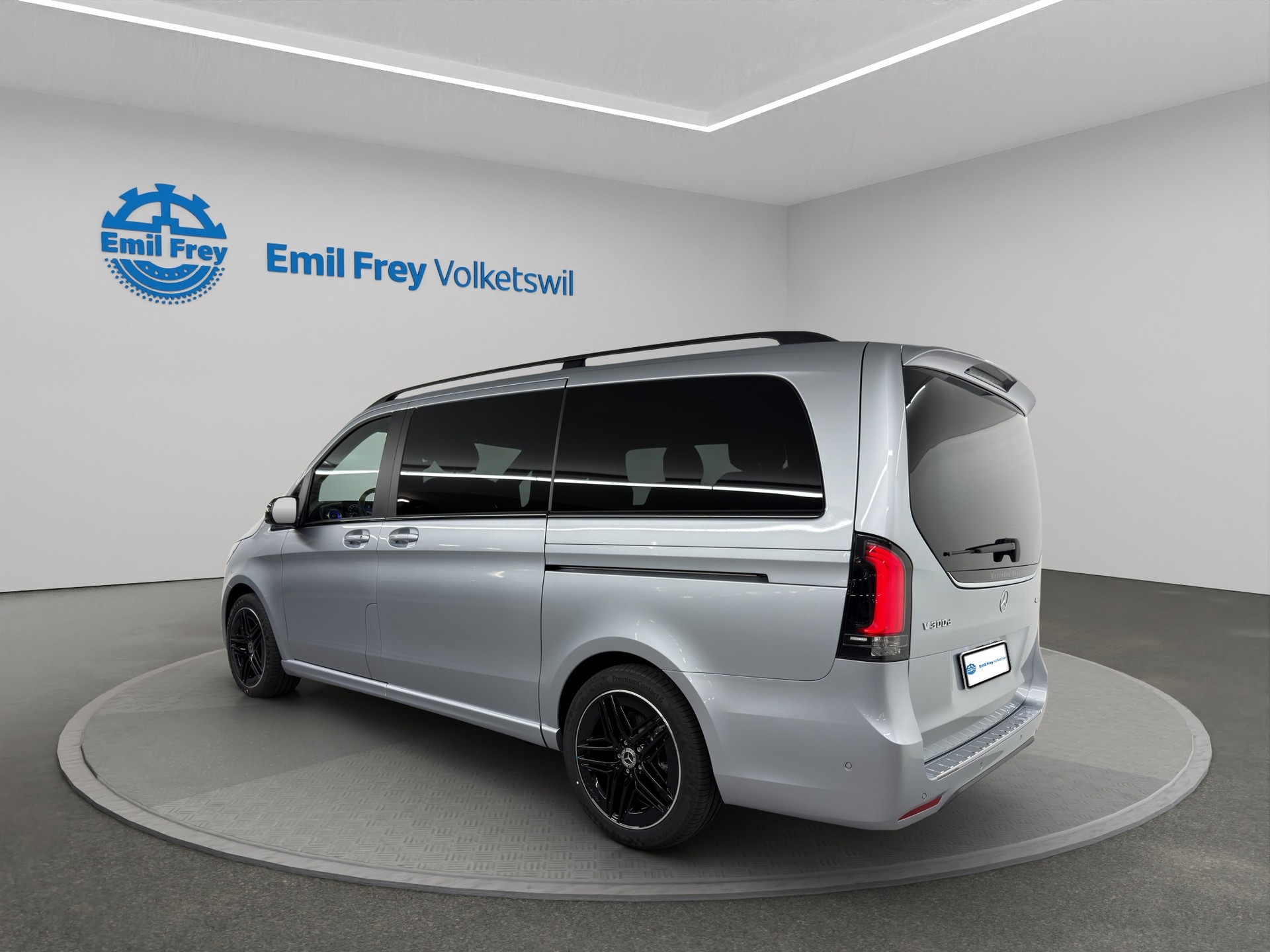 MERCEDES-BENZ V 300 d Swiss Ed. lang 4matic Van-showroom-element-2