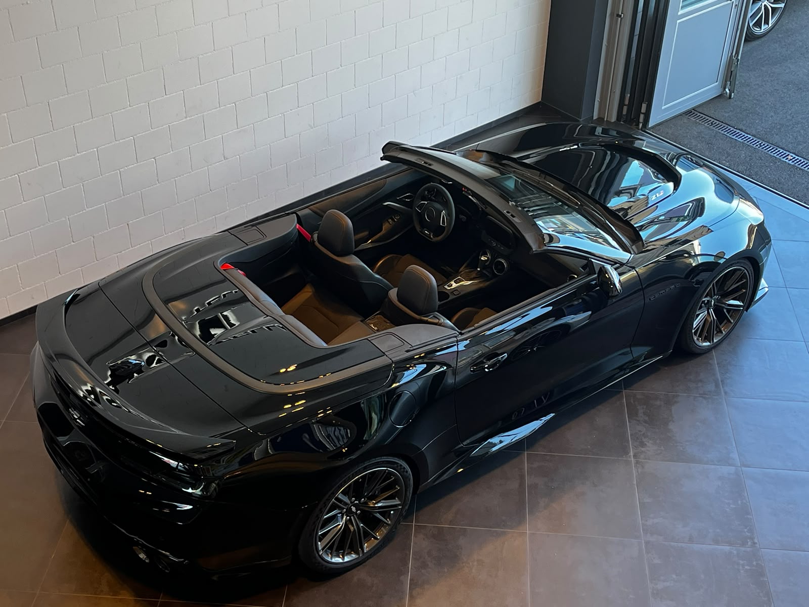 CHEVROLET CAMARO ZL1-image-14