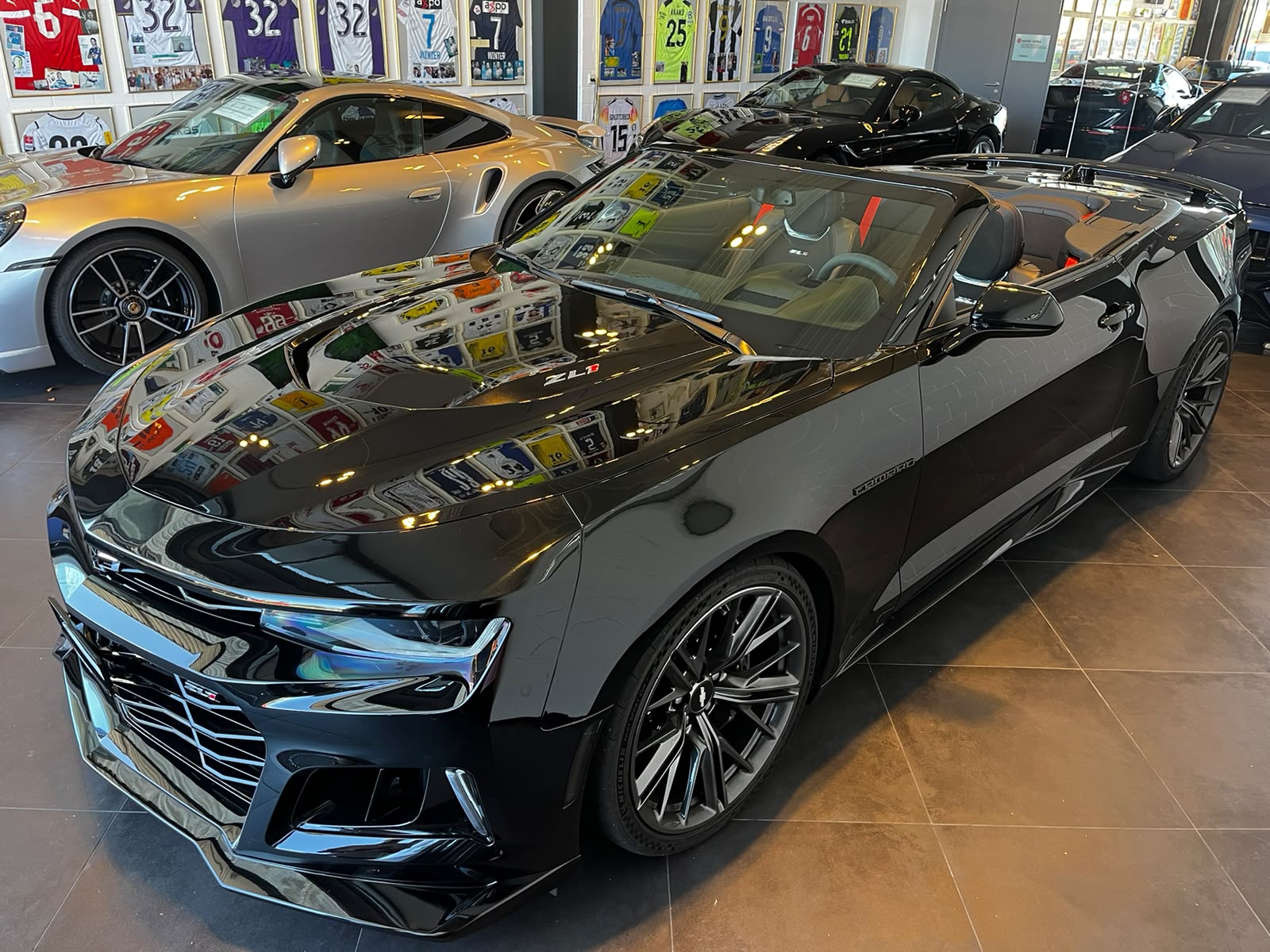 CHEVROLET CAMARO ZL1-showroom-element-3