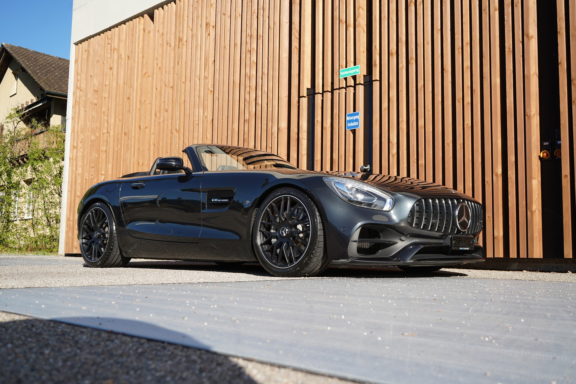 MERCEDES-BENZ AMG GT ROADSTER BLACK SPEEDSHIFT DCT l 476 PS-image-10