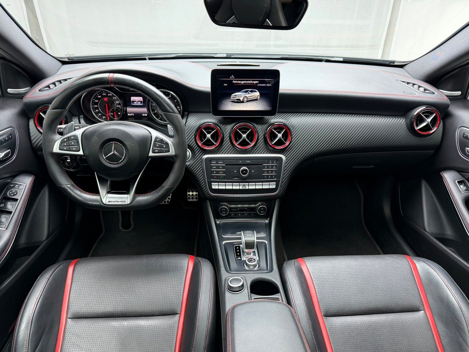 MERCEDES-BENZ A 45 AMG 4Matic Speedshift 7G-DCT-image-13