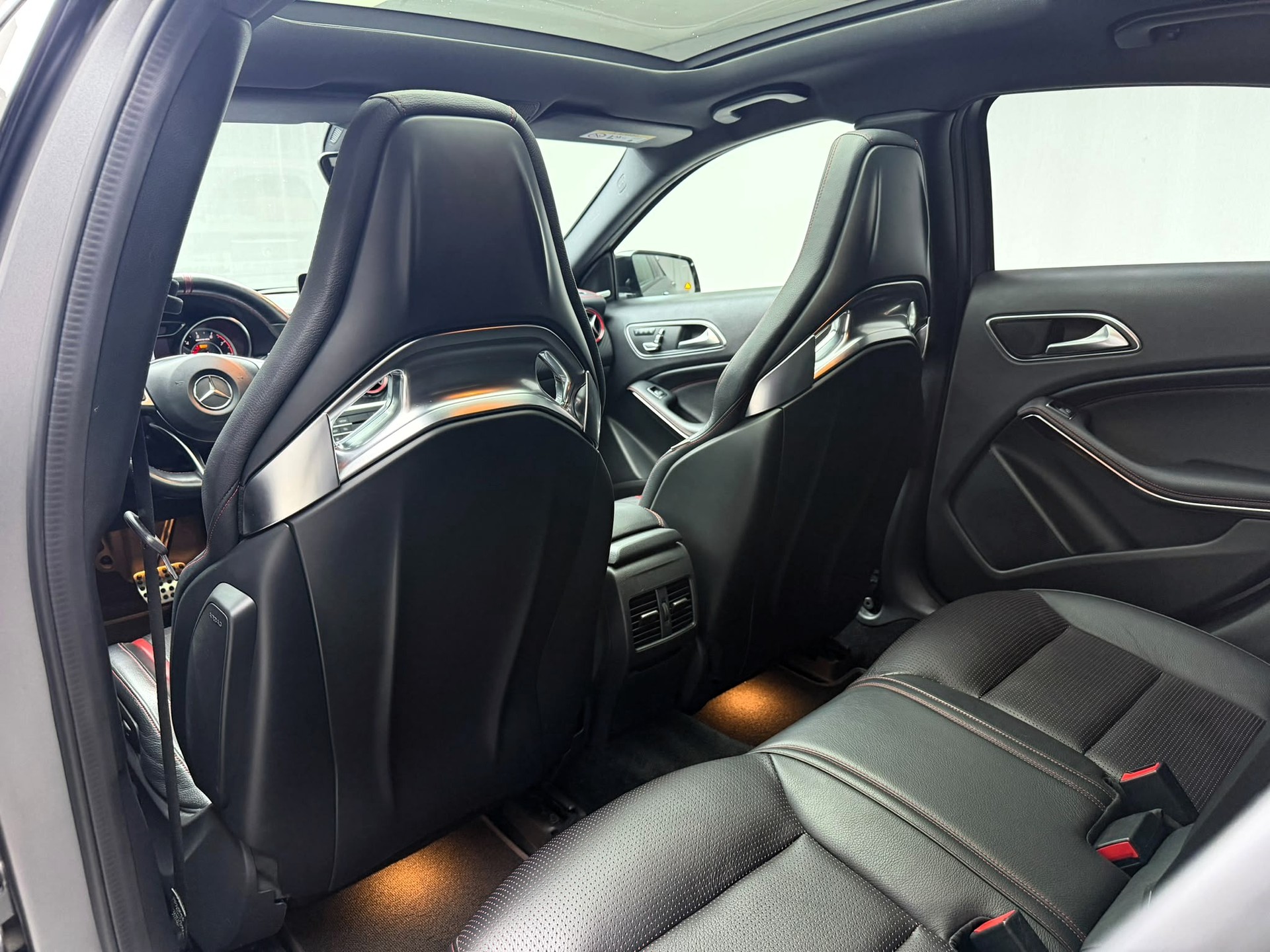 MERCEDES-BENZ A 45 AMG 4Matic Speedshift 7G-DCT-image-12