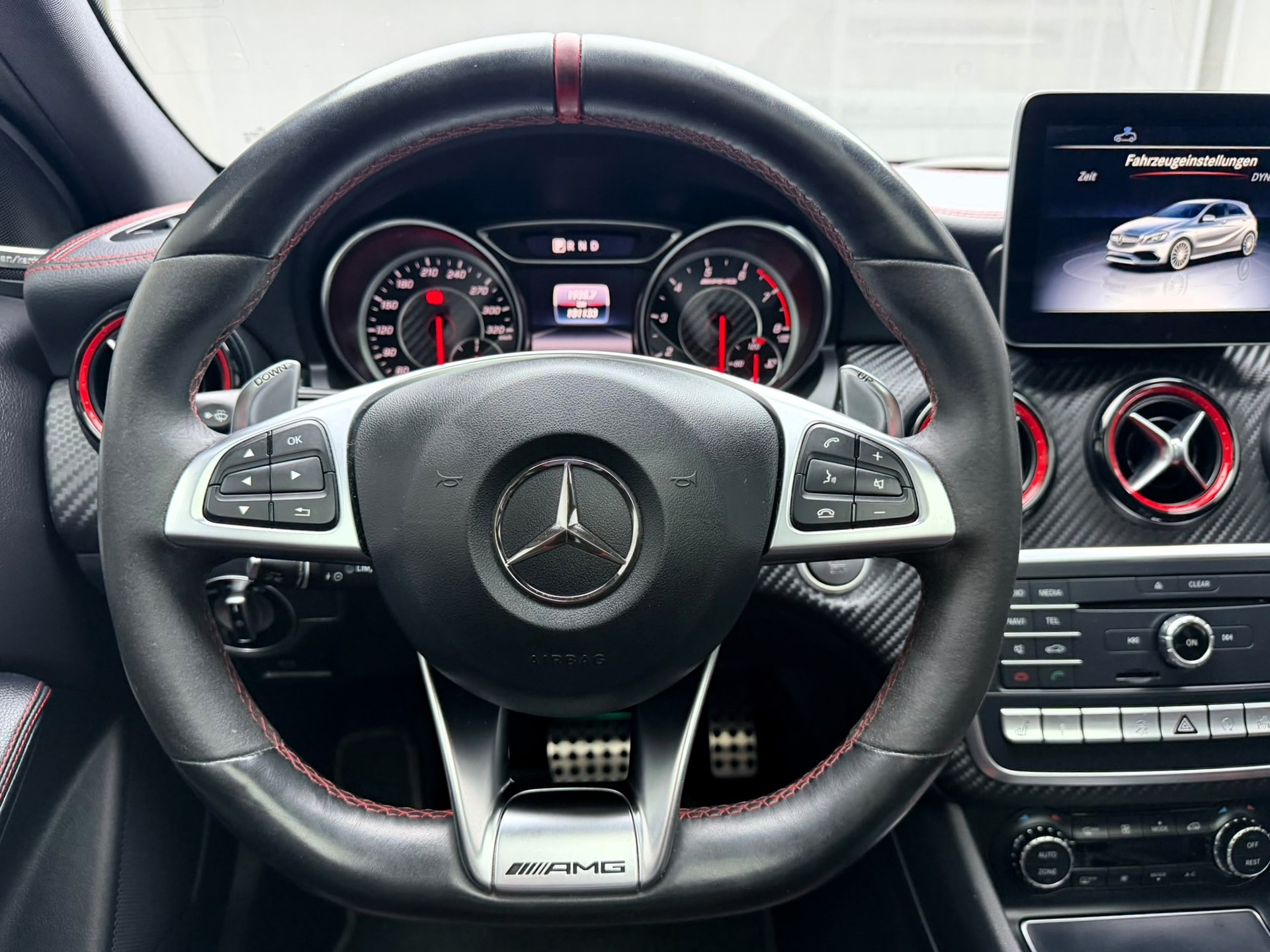 MERCEDES-BENZ A 45 AMG 4Matic Speedshift 7G-DCT-image-14