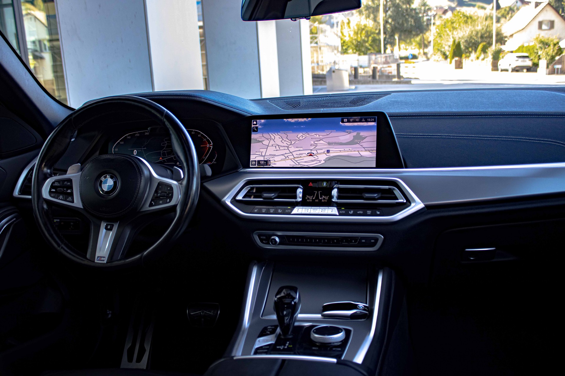 BMW X6 xDrive 48V 40d Steptronic M Sport-image-12
