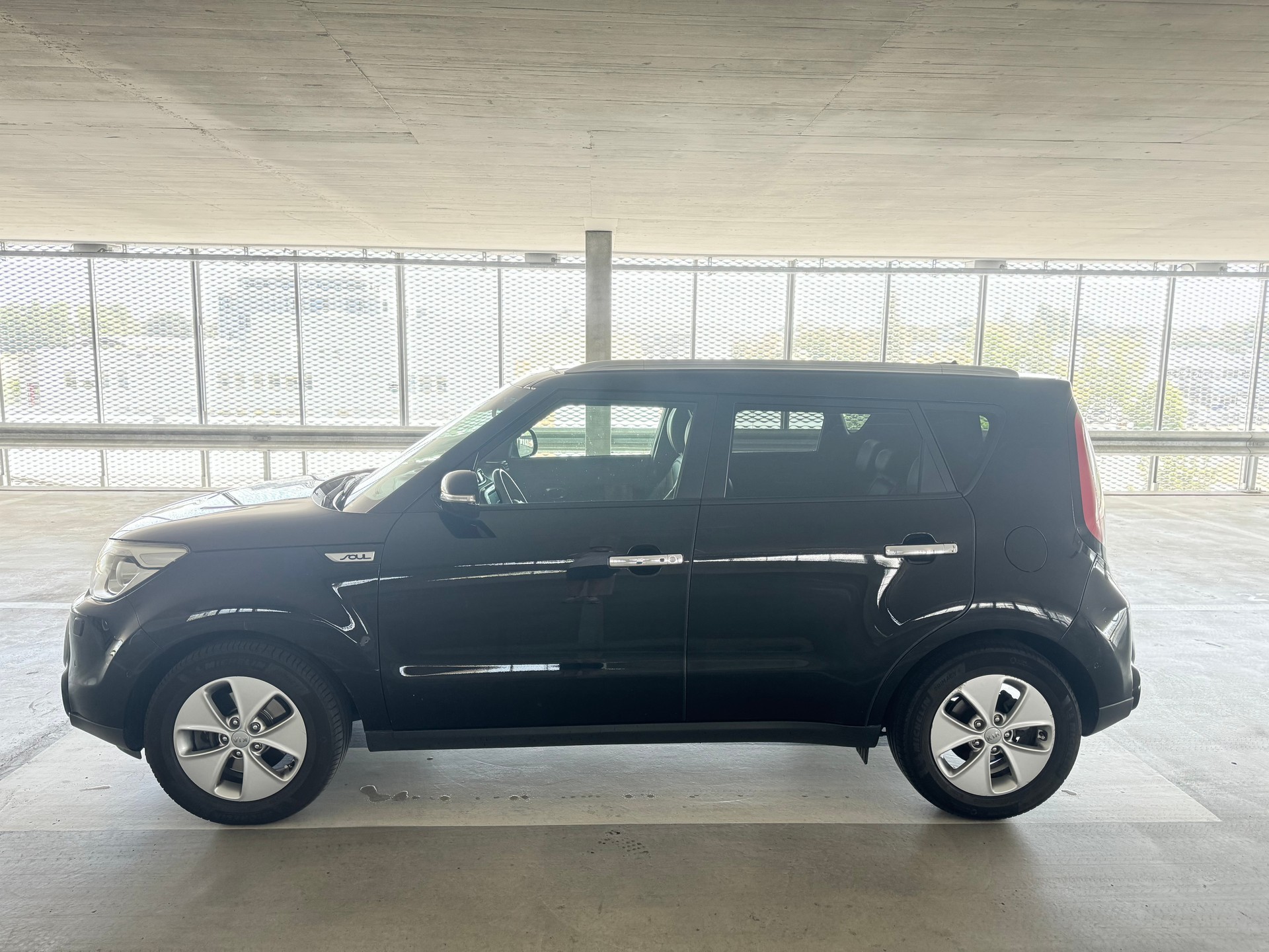 KIA Soul 1.6 CRDi Style Automatic-image-4