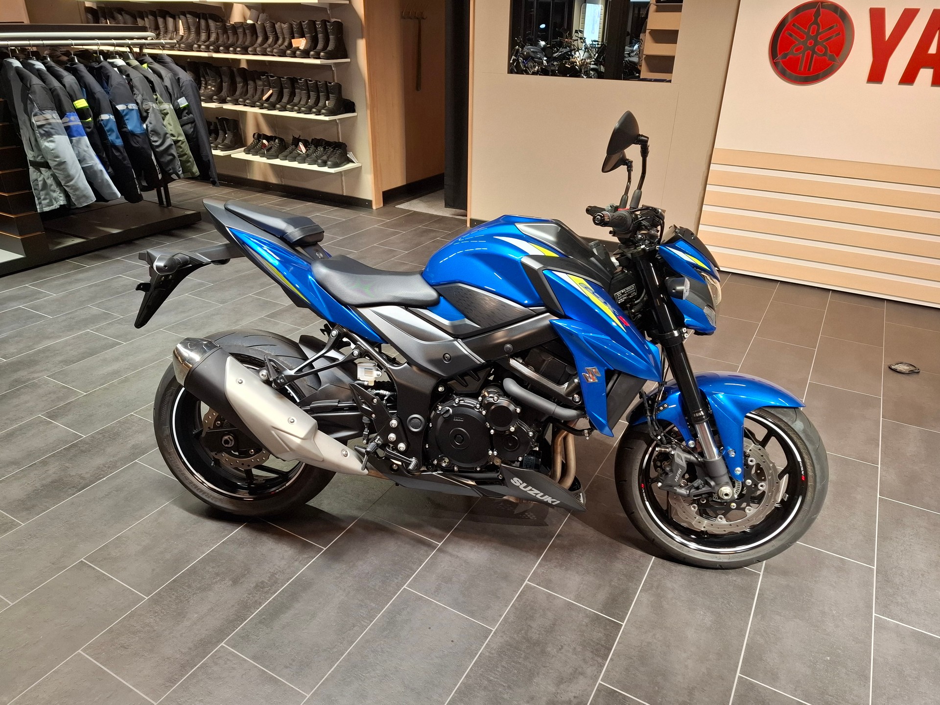 SUZUKI GSX-S 750 ABS-image-1