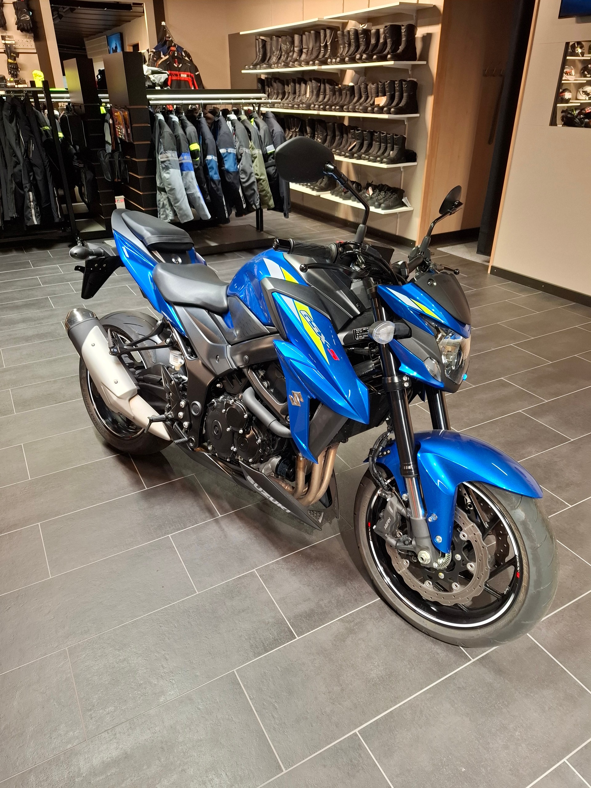 SUZUKI GSX-S 750 ABS-image-0
