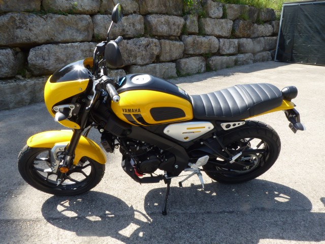 YAMAHA XSR 125-image-2