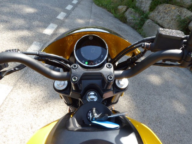 YAMAHA XSR 125-image-4