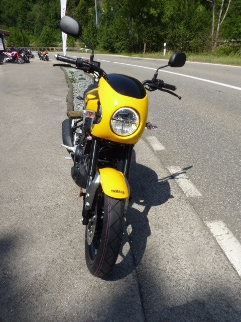 YAMAHA XSR 125-image-1