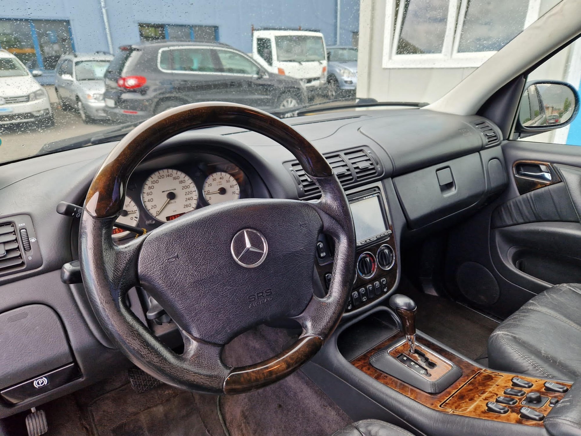 MERCEDES-BENZ ML 55 AMG Automatic-image-8