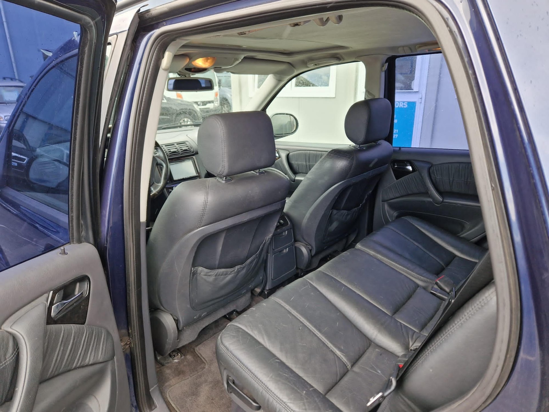 MERCEDES-BENZ ML 55 AMG Automatic-image-9