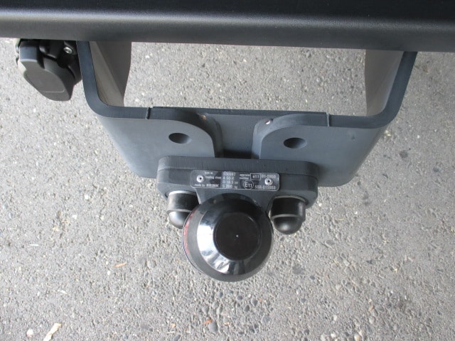 TOYOTA Hilux 2.8D-4D Invincible Extra Cab 4x4 A-image-14