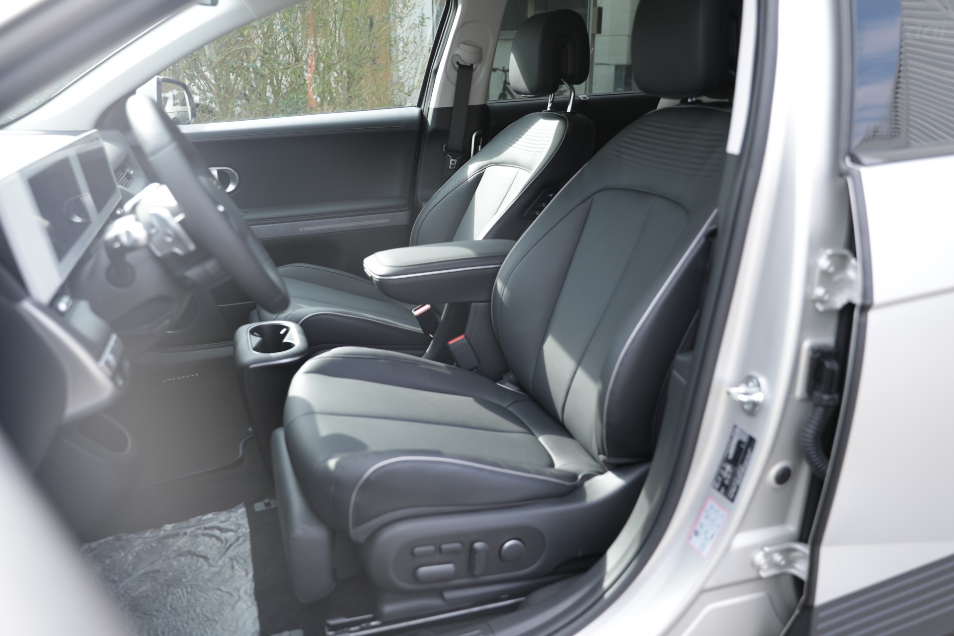 HYUNDAI Ioniq 5 77kWh Vertex 4WD-image-5