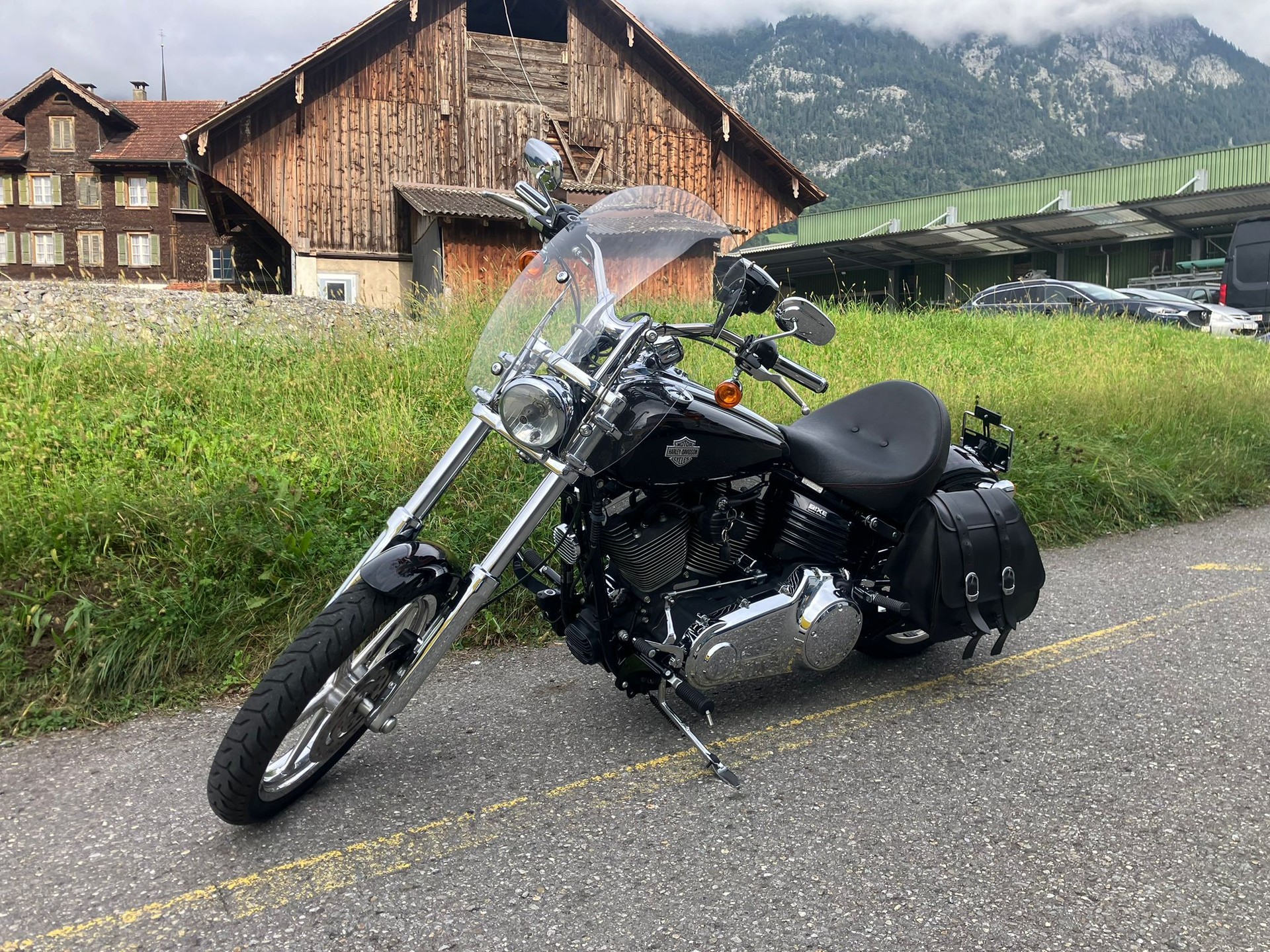 HARLEY-DAVIDSON FXCWC Rocker C-image-1