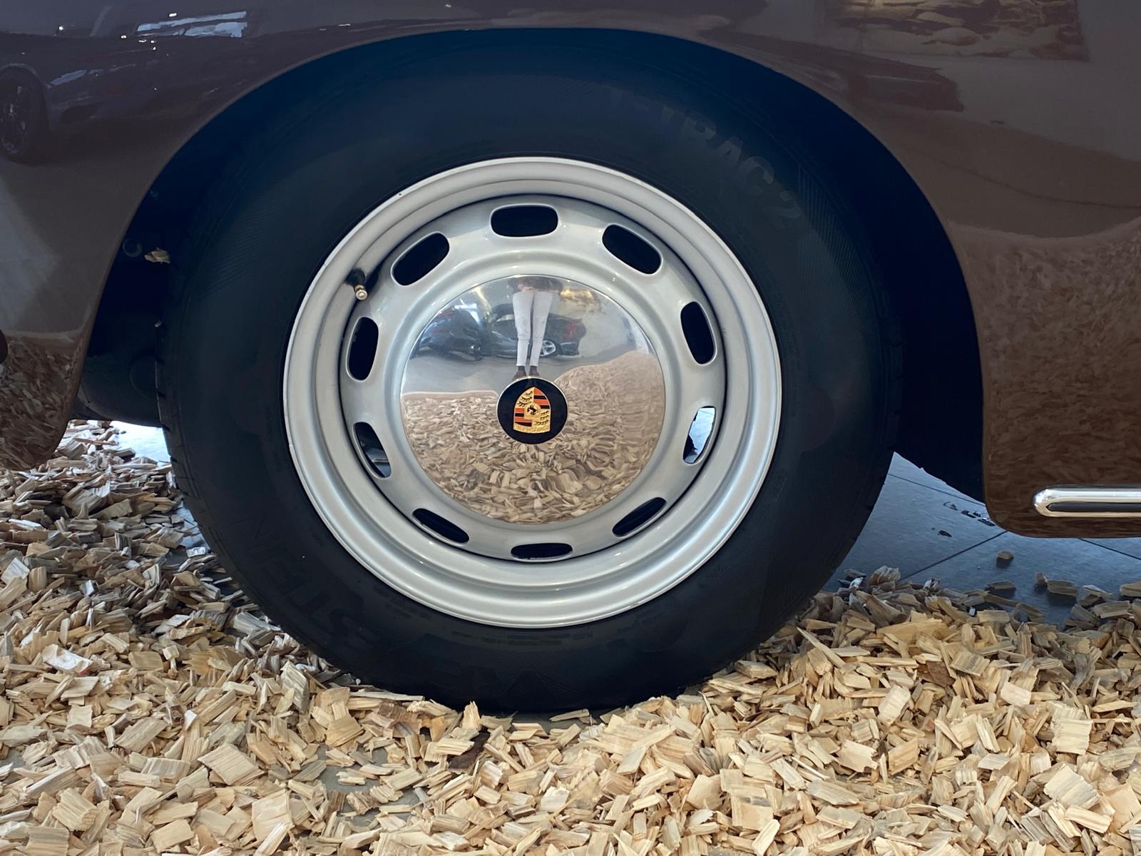 PORSCHE 356 C-image-8