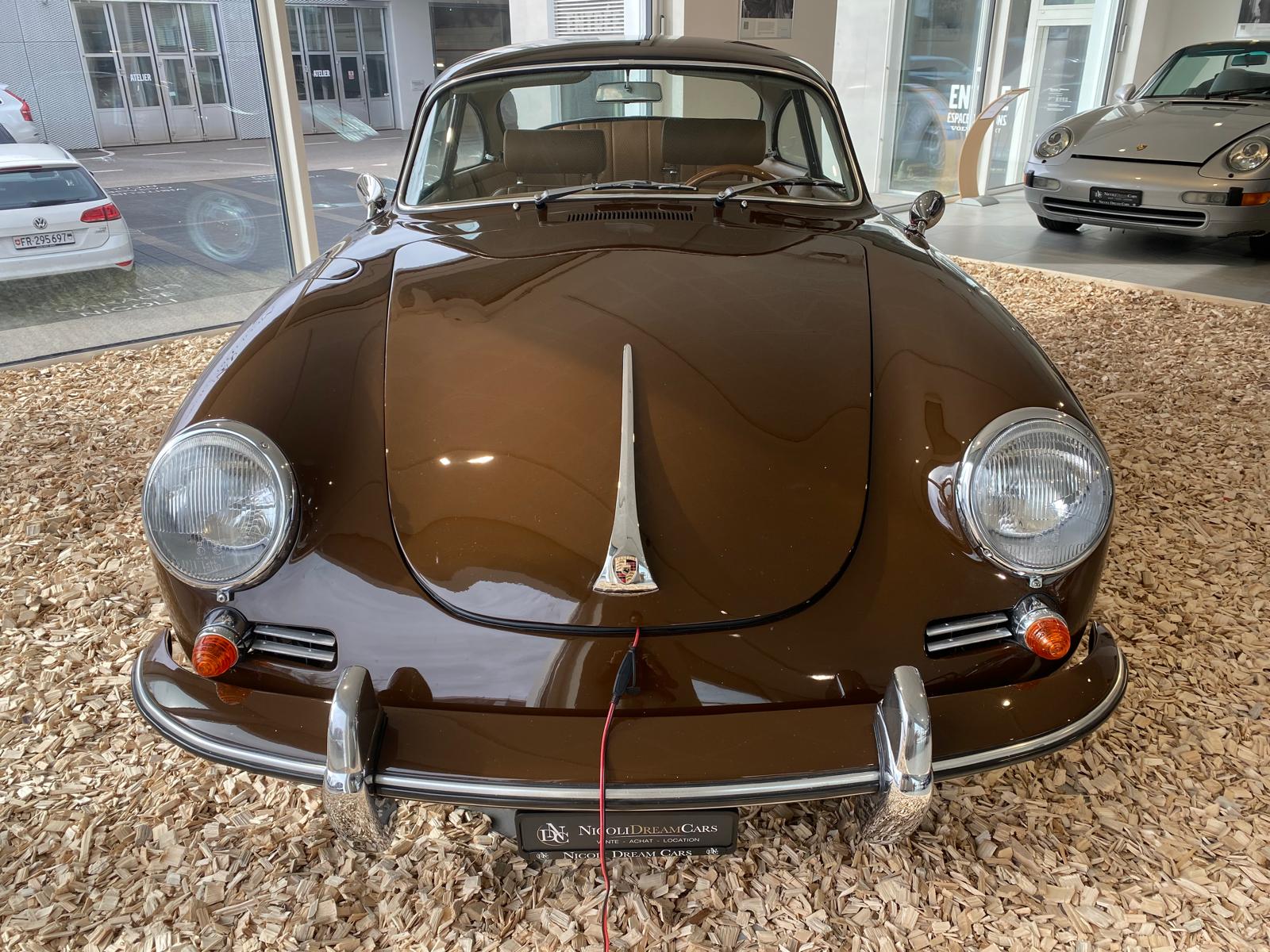 PORSCHE 356 C-showroom-element-1