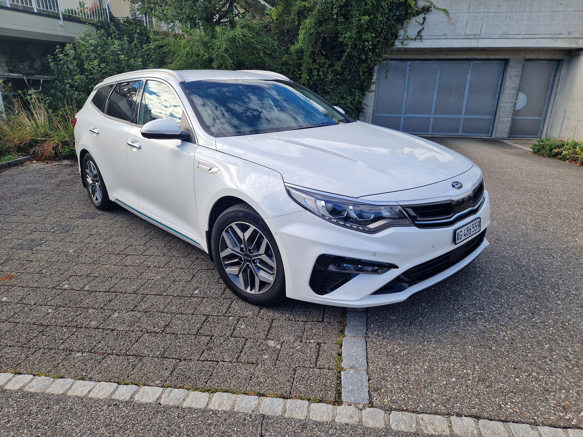 KIA Optima SW 2.0 GDI PHEV Plug-in Hybrid - Werksgarantie bis März 2027