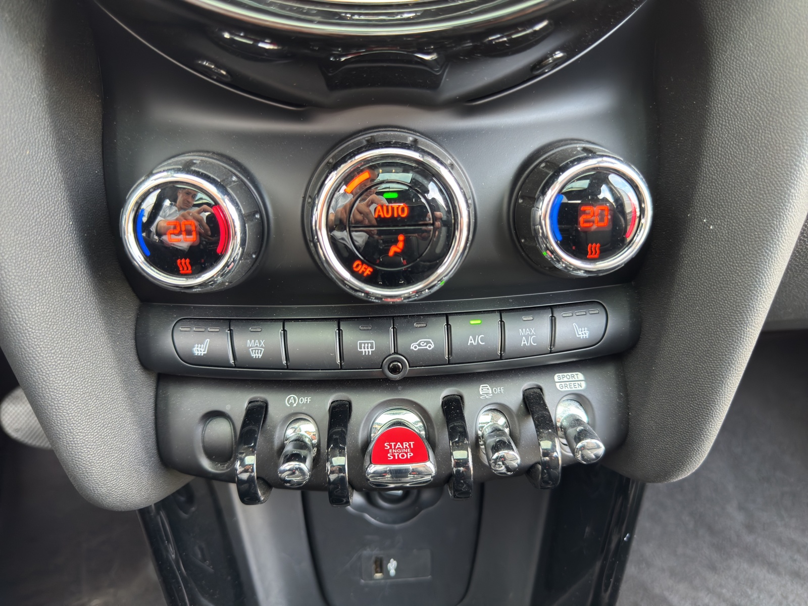 MINI Cooper Steptronic DKG-image-15
