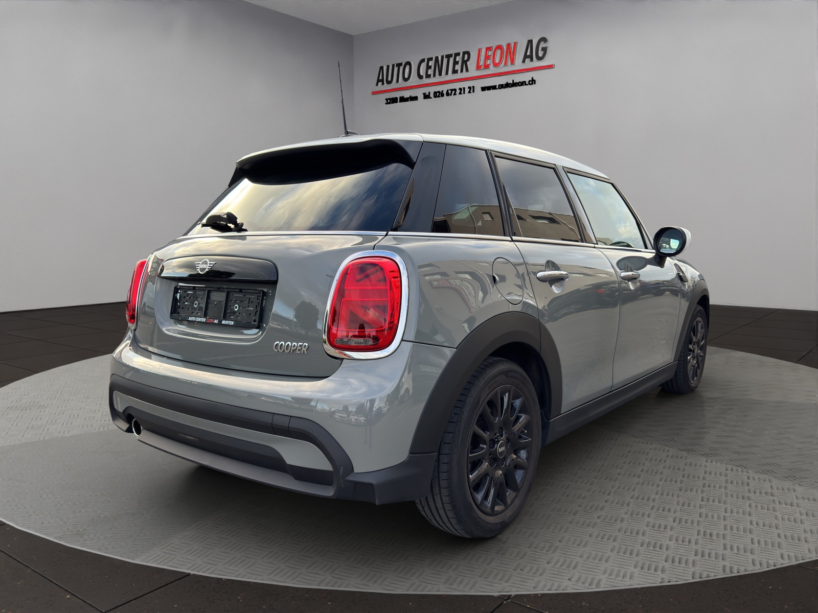 MINI Cooper Steptronic DKG-image-5