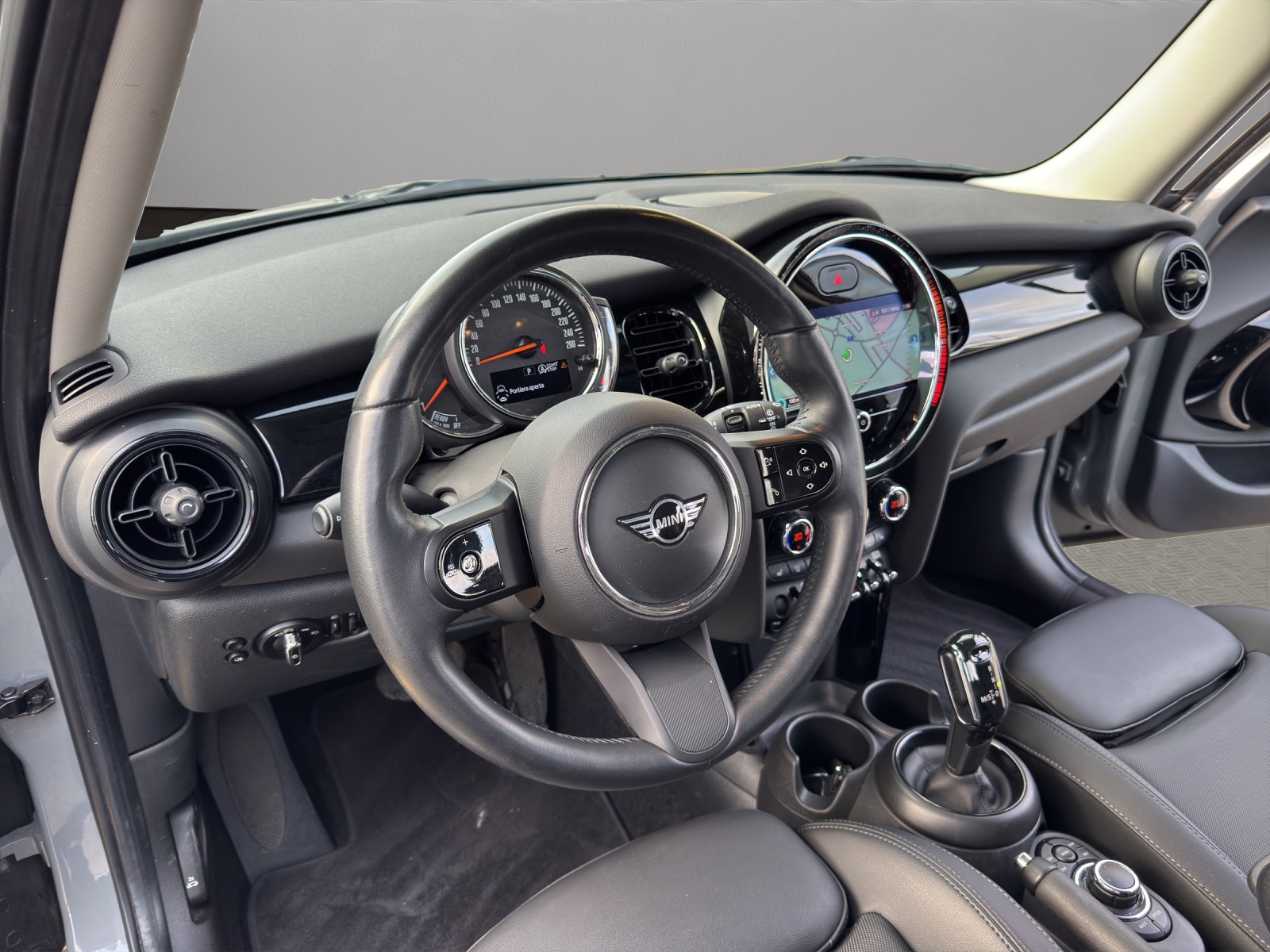 MINI Cooper Steptronic DKG-image-9