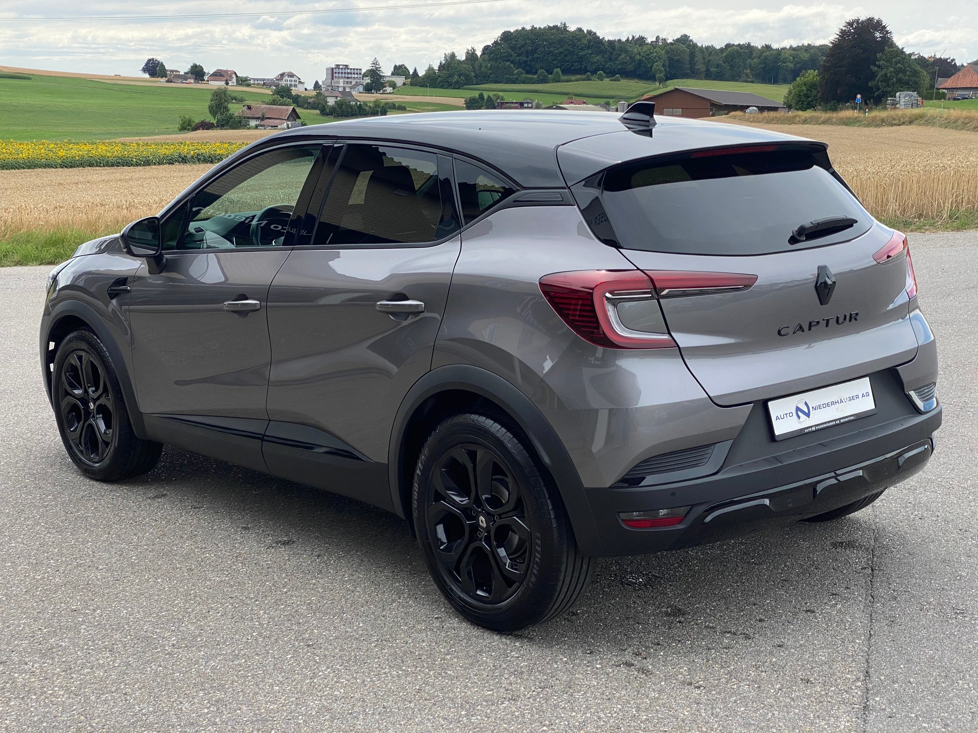 RENAULT Captur 1.3 TCe EDC Rive Gauche-image-3