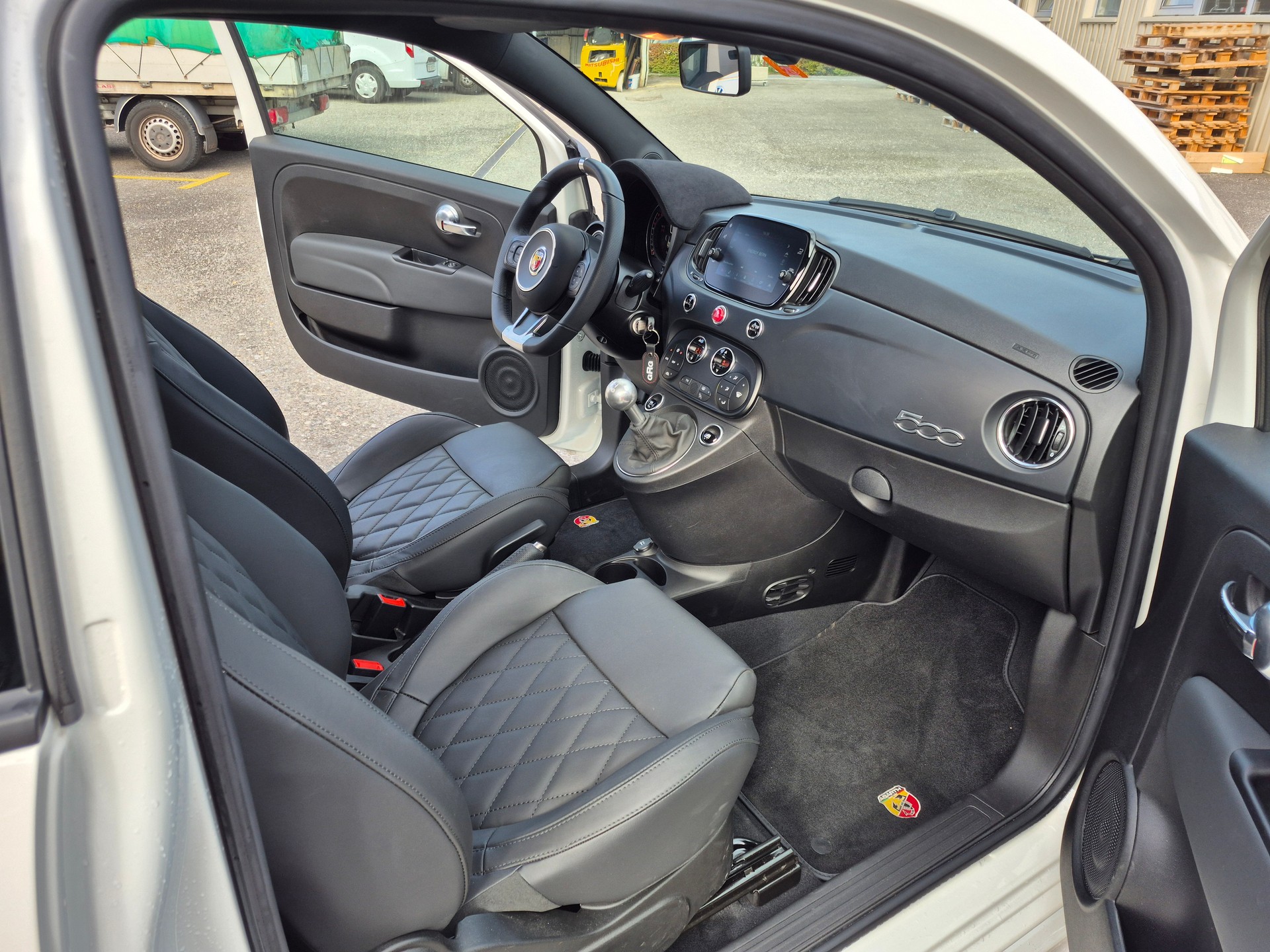 FIAT 595C 1.4 16V Turbo Abarth 595 Turismo-image-9