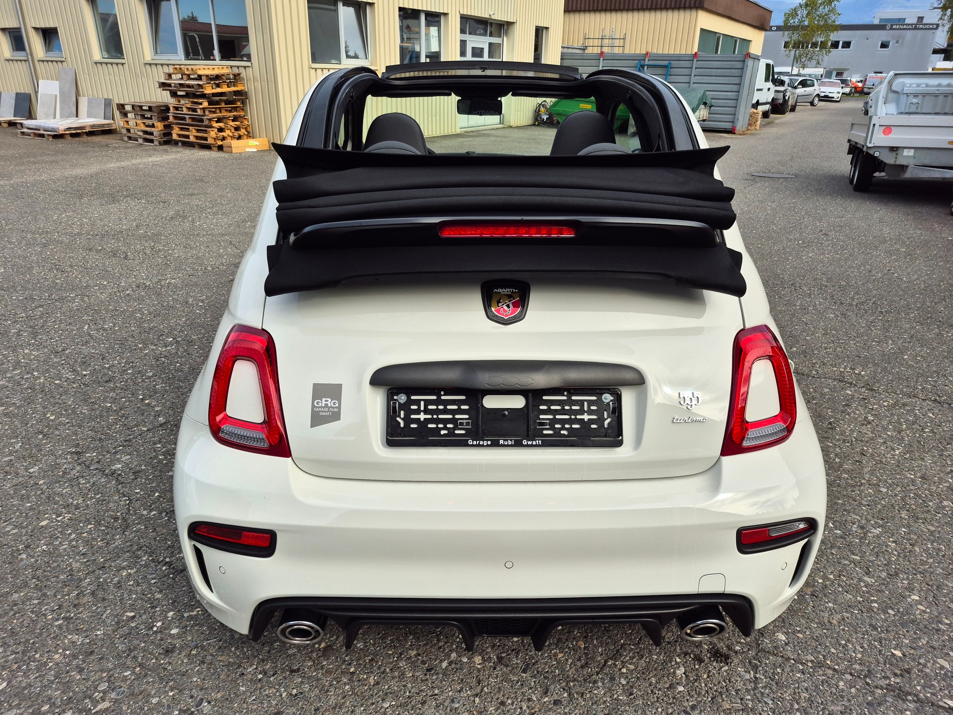 FIAT 595C 1.4 16V Turbo Abarth 595 Turismo-image-15