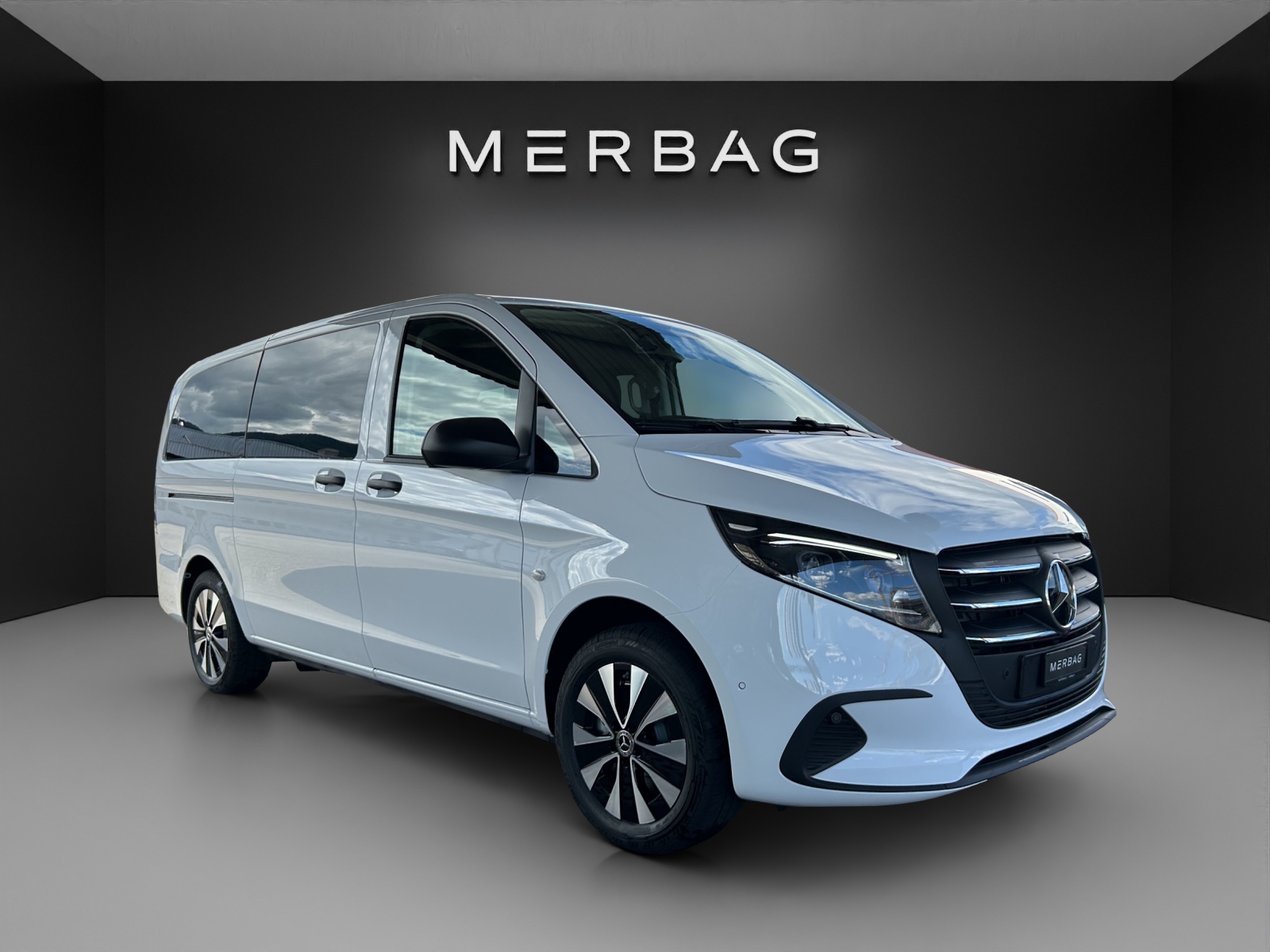 MERCEDES-BENZ Vito 116 CDI Lang Tourer 9G-Tronic 4M Select-image-6