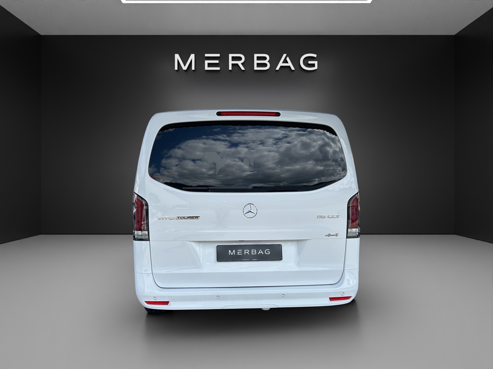 MERCEDES-BENZ Vito 116 CDI Lang Tourer 9G-Tronic 4M Select-image-4