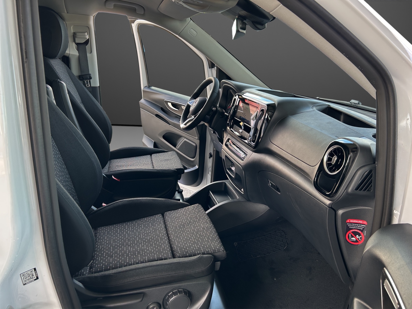 MERCEDES-BENZ Vito 116 CDI Lang Tourer 9G-Tronic 4M Select-image-9