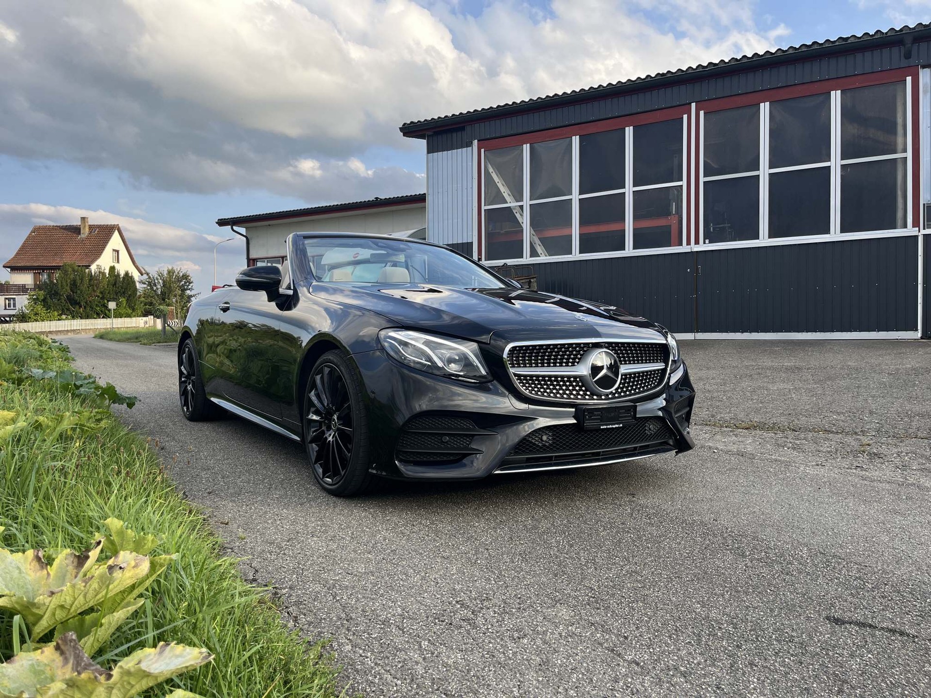 MERCEDES-BENZ E 400 AMG Line 4matic Cabriolet-image-1