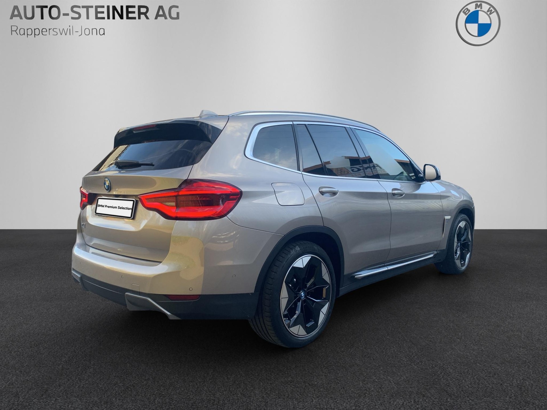 BMW iX3 Impressive-image-4