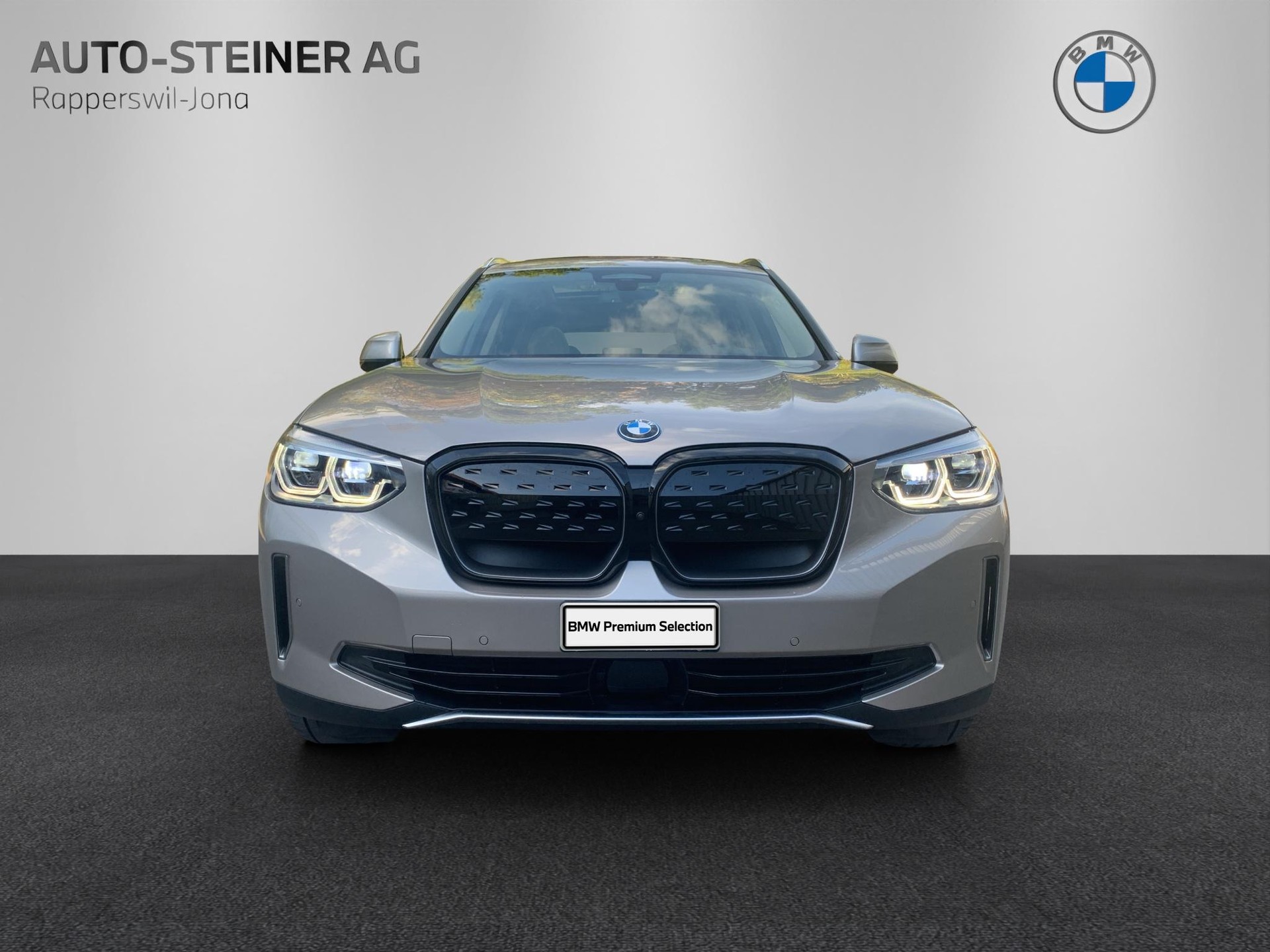 BMW iX3 Impressive-image-7